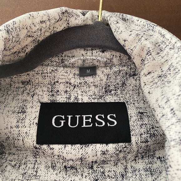 GUESS Waterproof Ski/Snowboarding Jacket - Picture 2 of 7